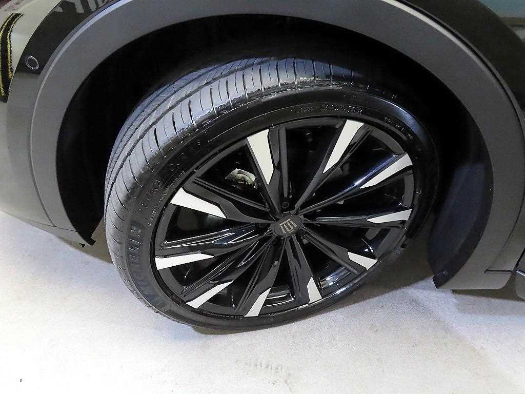 토요타 크라운 크라운 크로스오버 2.4 4WD 듀얼 부스트 하이브리드 이미지 20