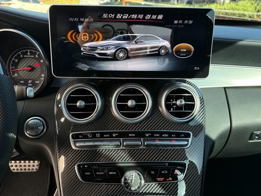 벤츠 C 클래스 C클래스 W205 C63 AMG 이미지 11