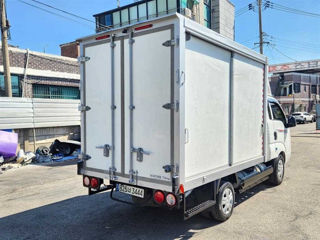 소형화물 내장탑(하이-익스) [하이내장탑]더뉴봉고3 (LPG) 1.0톤/킹캡/초장축/플러스형 럭셔리 이미지 5
