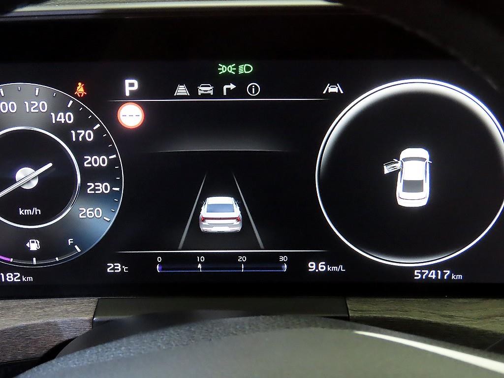 기아 K8 2.5 2WD 노블레스 이미지 9