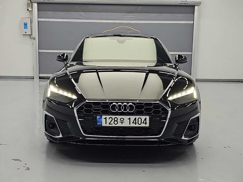 아우디 A5 A5 (F5) 40 TFSI 콰트로 프리미엄 스포트백 이미지 2