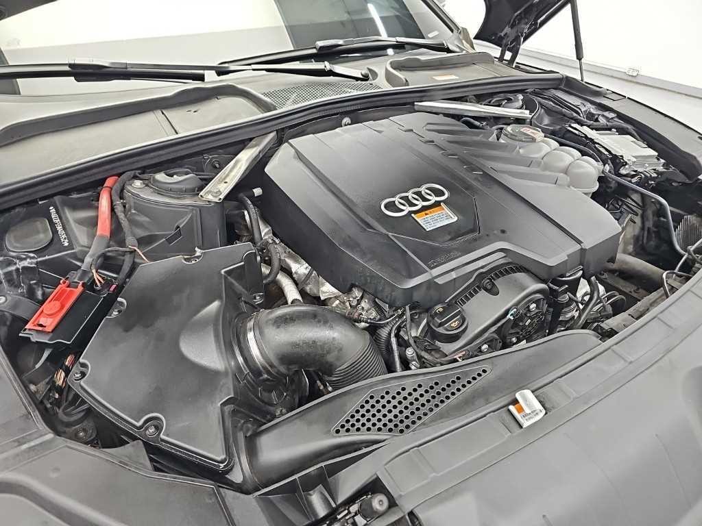 아우디 A5 A5 (F5) 40 TFSI 콰트로 프리미엄 스포트백 이미지 5