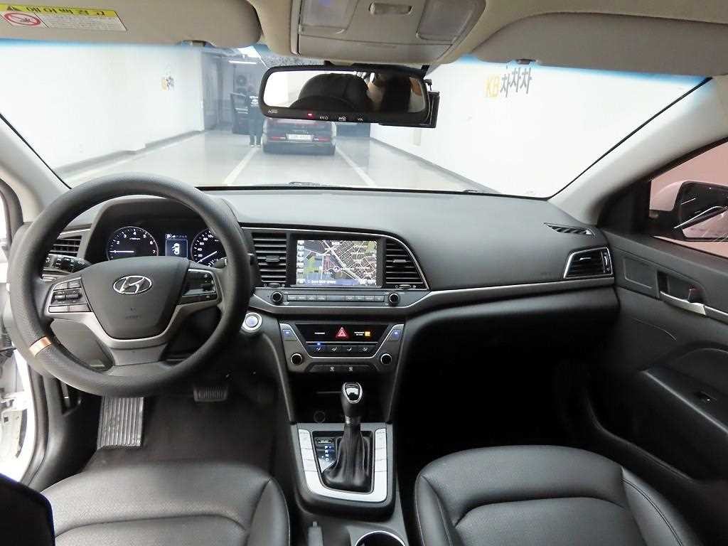현대 아반떼 아반떼 AD 1.6 GDI 밸류 플러스 이미지 7