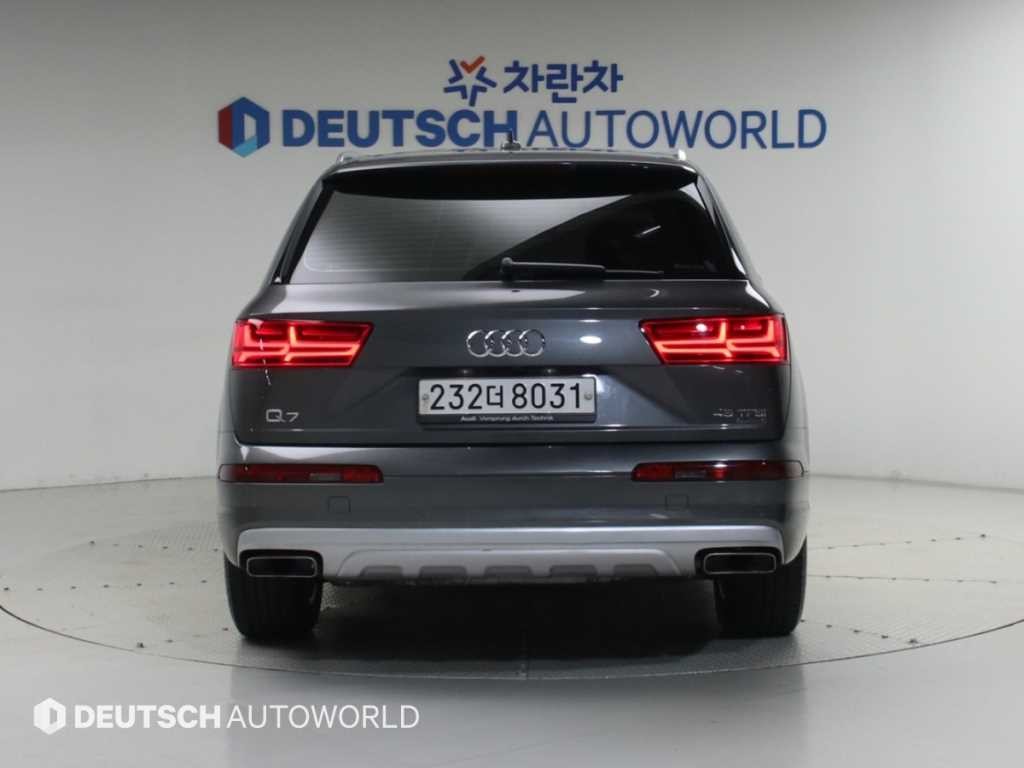 아우디 Q7 Q7 (4M) 45 TFSI 콰트로 이미지 4