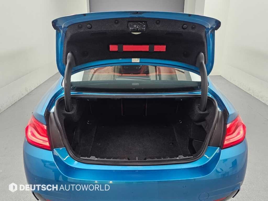 BMW 4시리즈 4시리즈 (F32) 420i 쿠페 M 스포츠 이미지 19