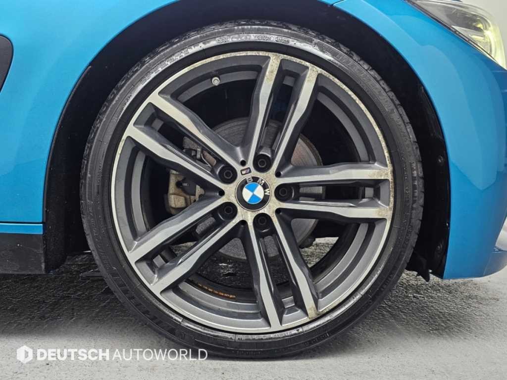 BMW 4시리즈 4시리즈 (F32) 420i 쿠페 M 스포츠 이미지 5