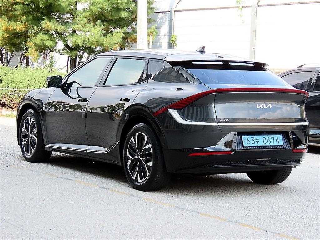 기아 EV6 롱레인지 어스 이미지 3