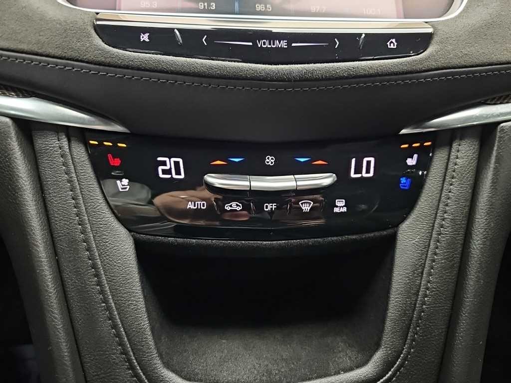 캐딜락 XT5 3.6 플래티넘 AWD 이미지 10