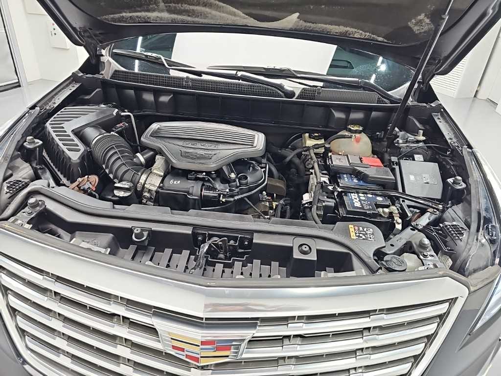 캐딜락 XT5 3.6 플래티넘 AWD 이미지 5