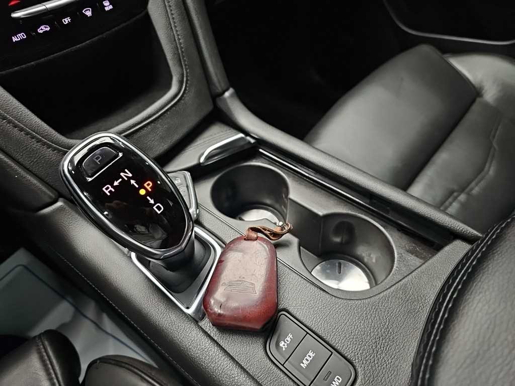 캐딜락 XT5 3.6 플래티넘 AWD 이미지 8