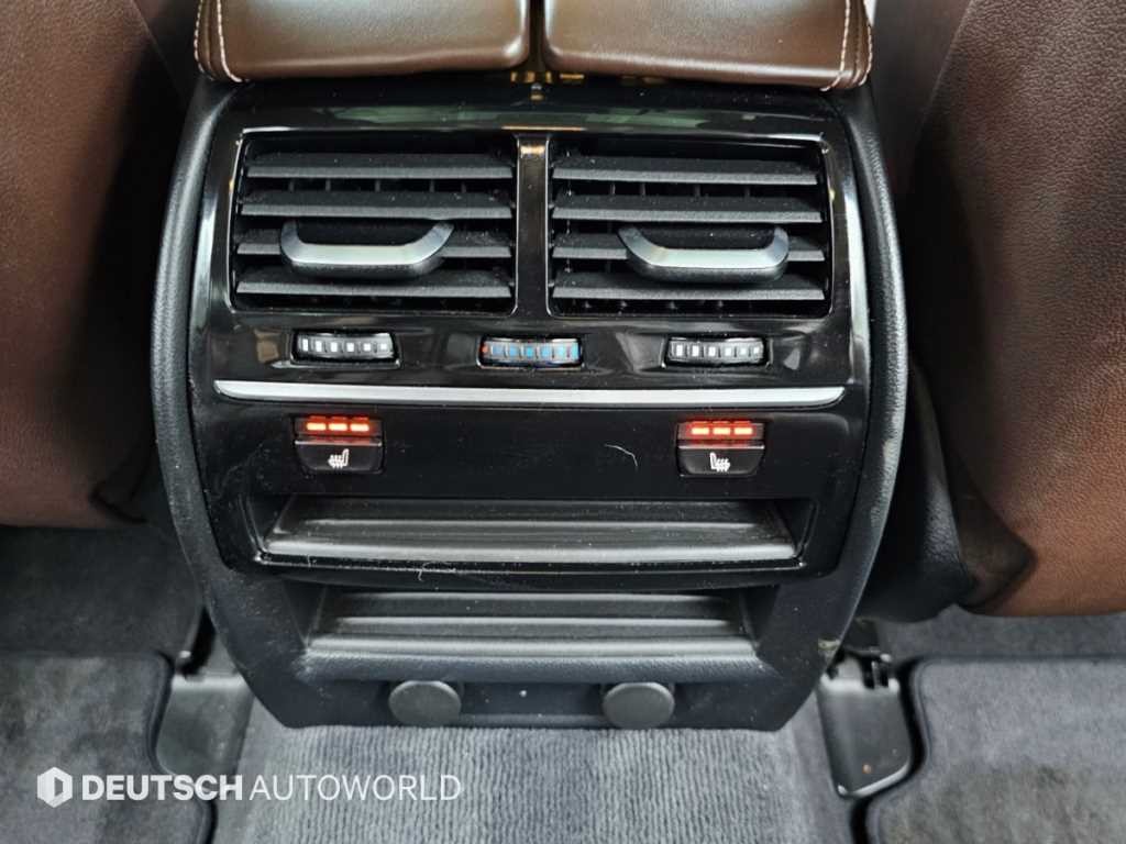 BMW 5시리즈 5시리즈 (G30) 530i M 스포츠 플러스 이미지 16