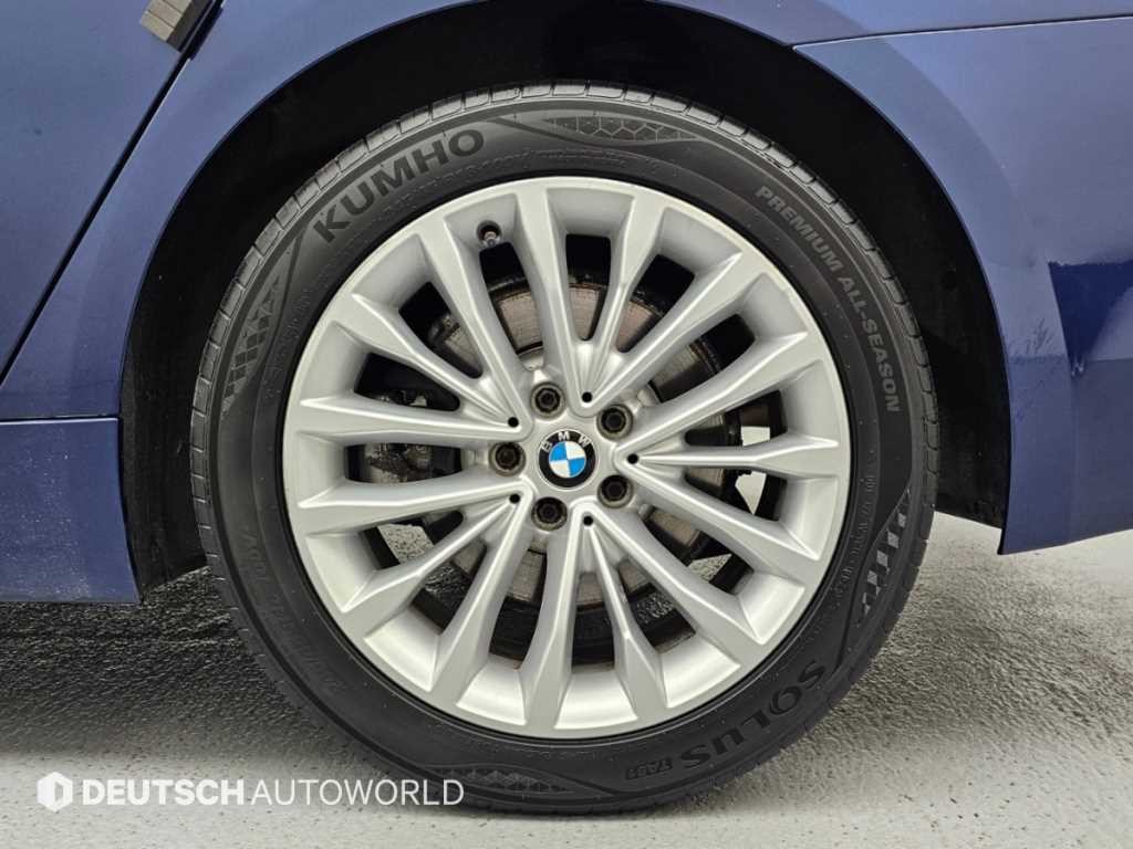 BMW 5시리즈 5시리즈 (G30) 530i M 스포츠 플러스 이미지 5