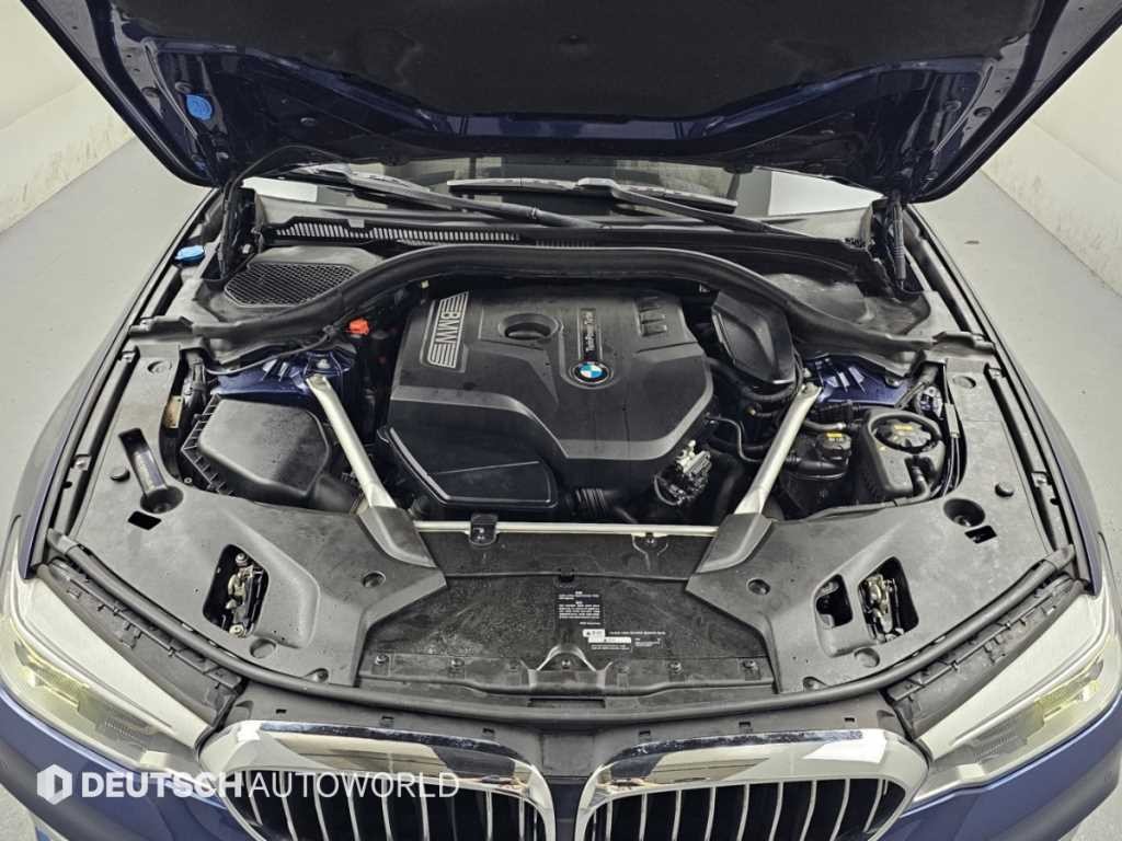 BMW 5시리즈 5시리즈 (G30) 530i M 스포츠 플러스 이미지 6