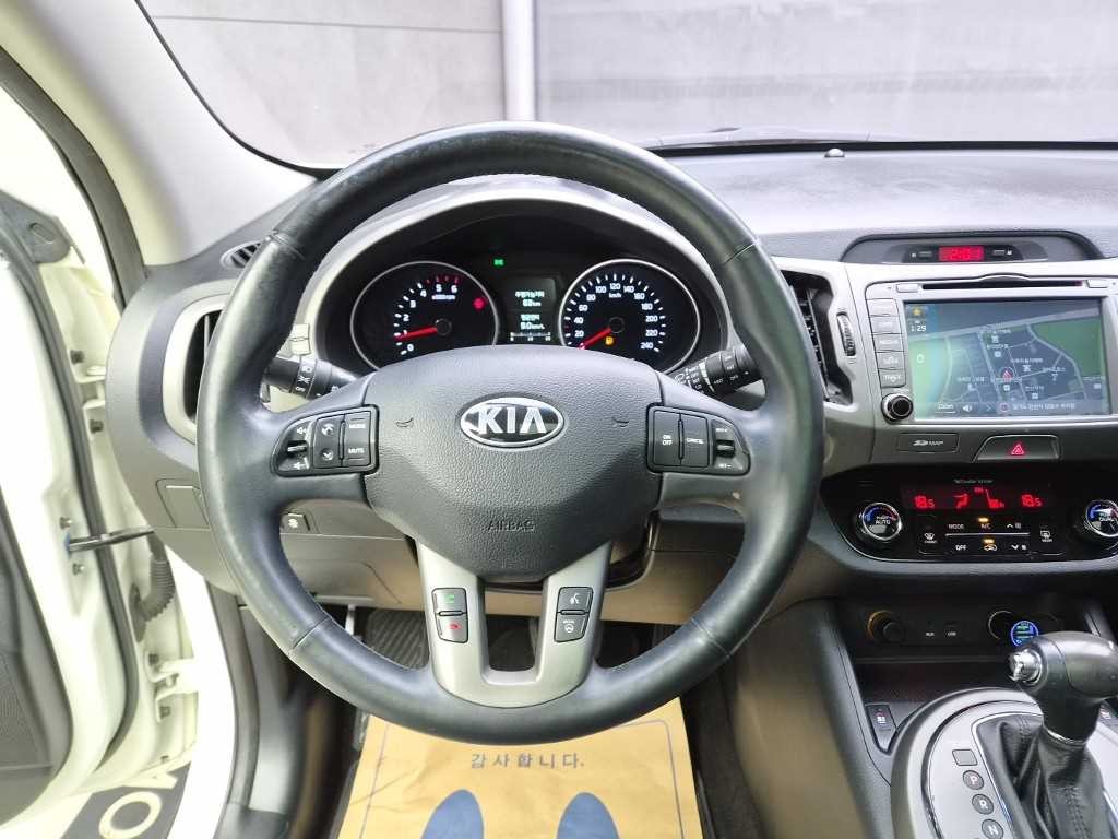 기아 스포티지 더 뉴 스포티지 R 디젤 2WD 프레스티지 이미지 9