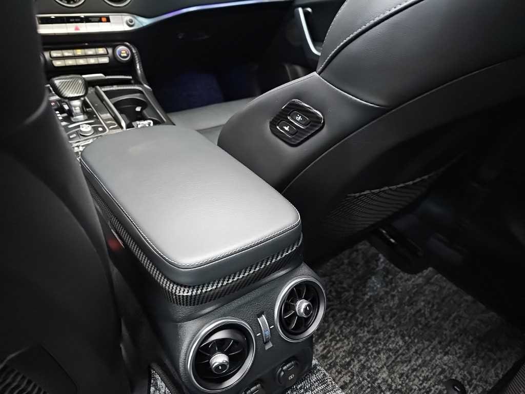 기아 스팅어 가솔린 2.0 터보 AWD 플래티넘 이미지 14