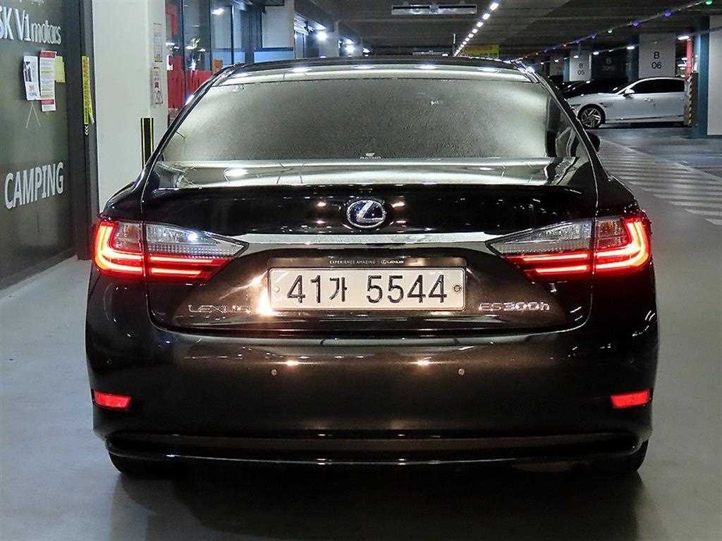 렉서스 ES 뉴ES300h 슈프림+ 이미지 5