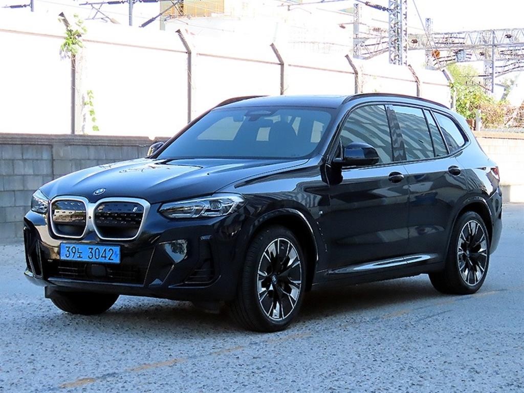 BMW iX3 iX3 (G08) M 스포츠 이미지 2