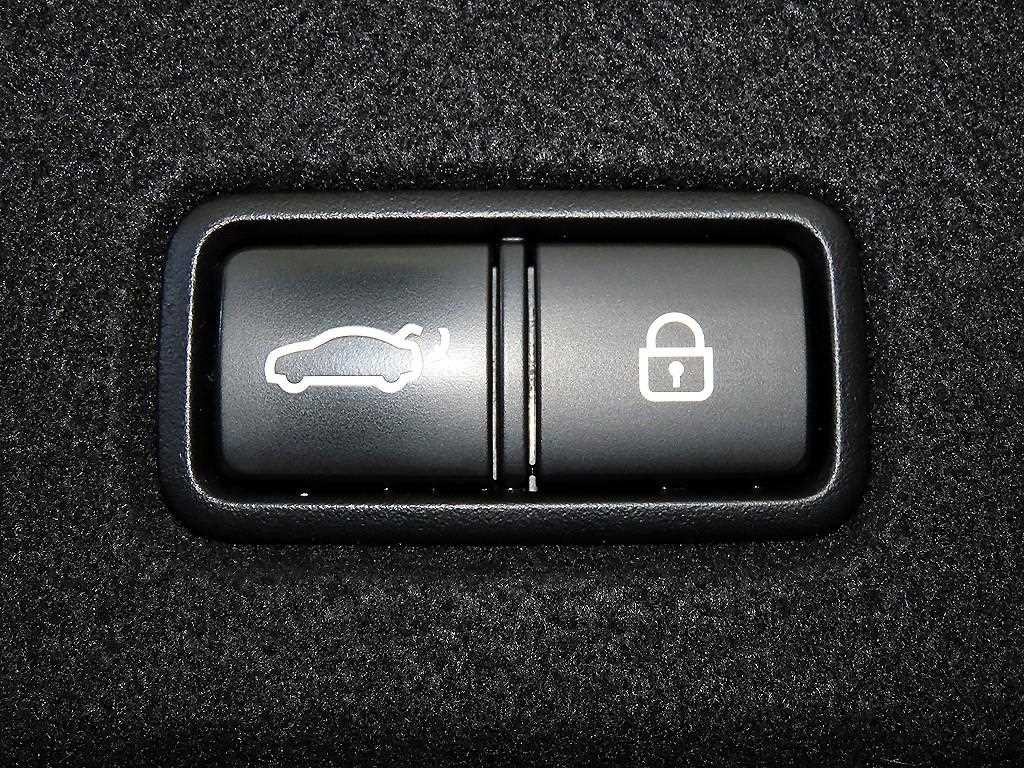 기아 K9 더 K9 3.8 GDI AWD 그랜드 플래티넘 이미지 16