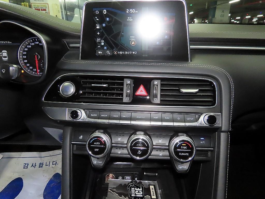 제네시스 G70 2.0T AWD 슈프림 이미지 11