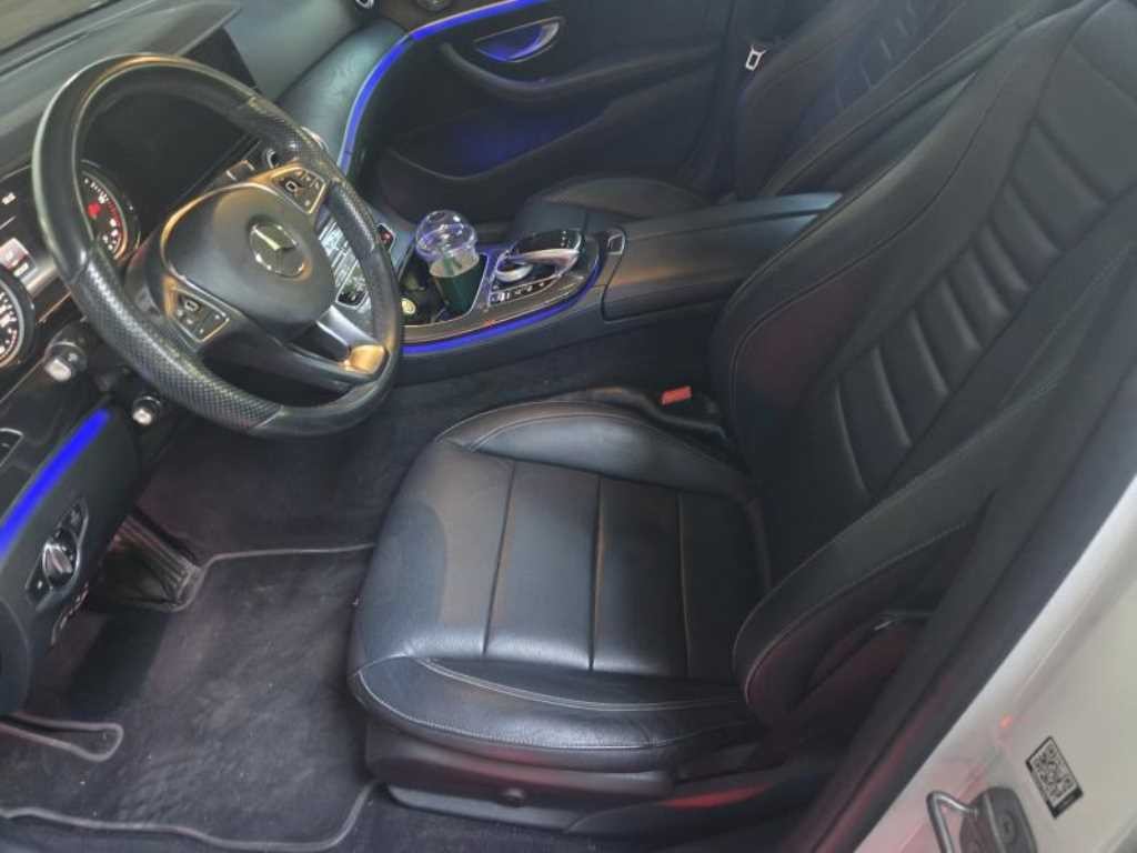 벤츠 E 클래스 E-클래스 W213 E220d 아방가르드 이미지 10