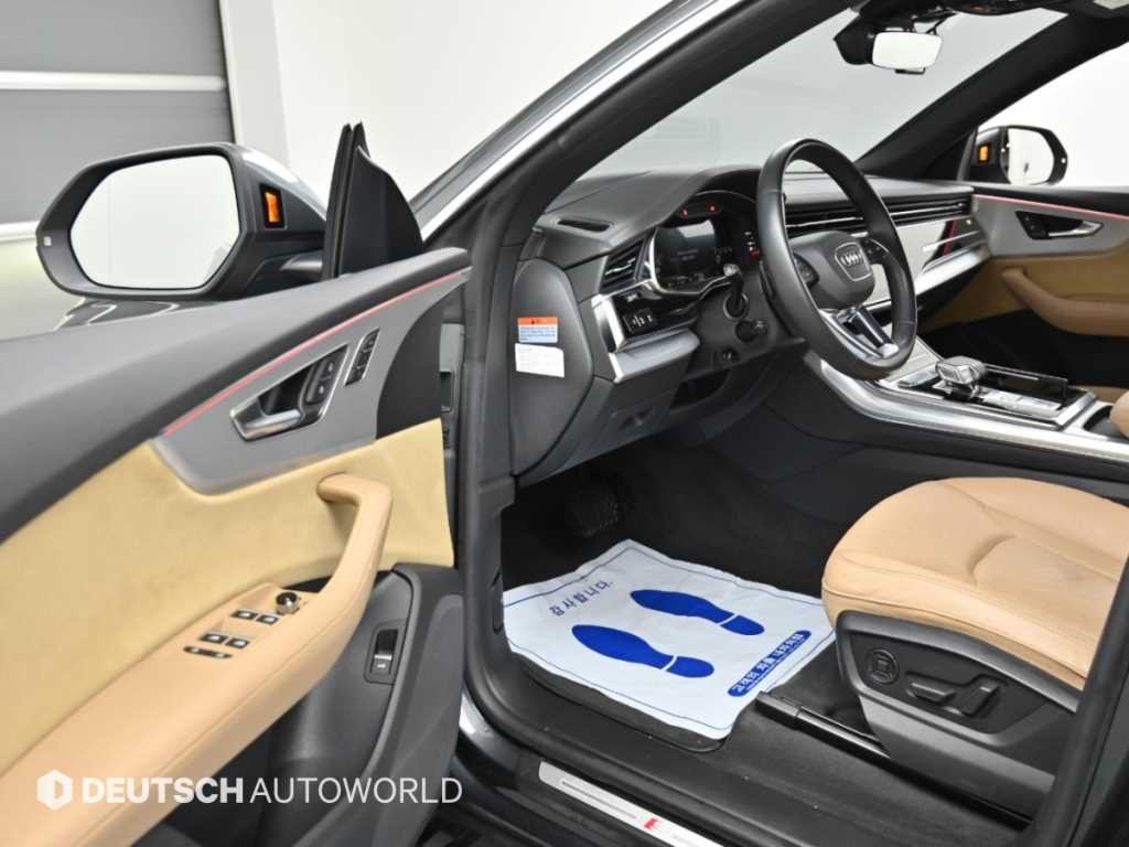 아우디 Q8 45 TDI 콰트로 프리미엄 이미지 11