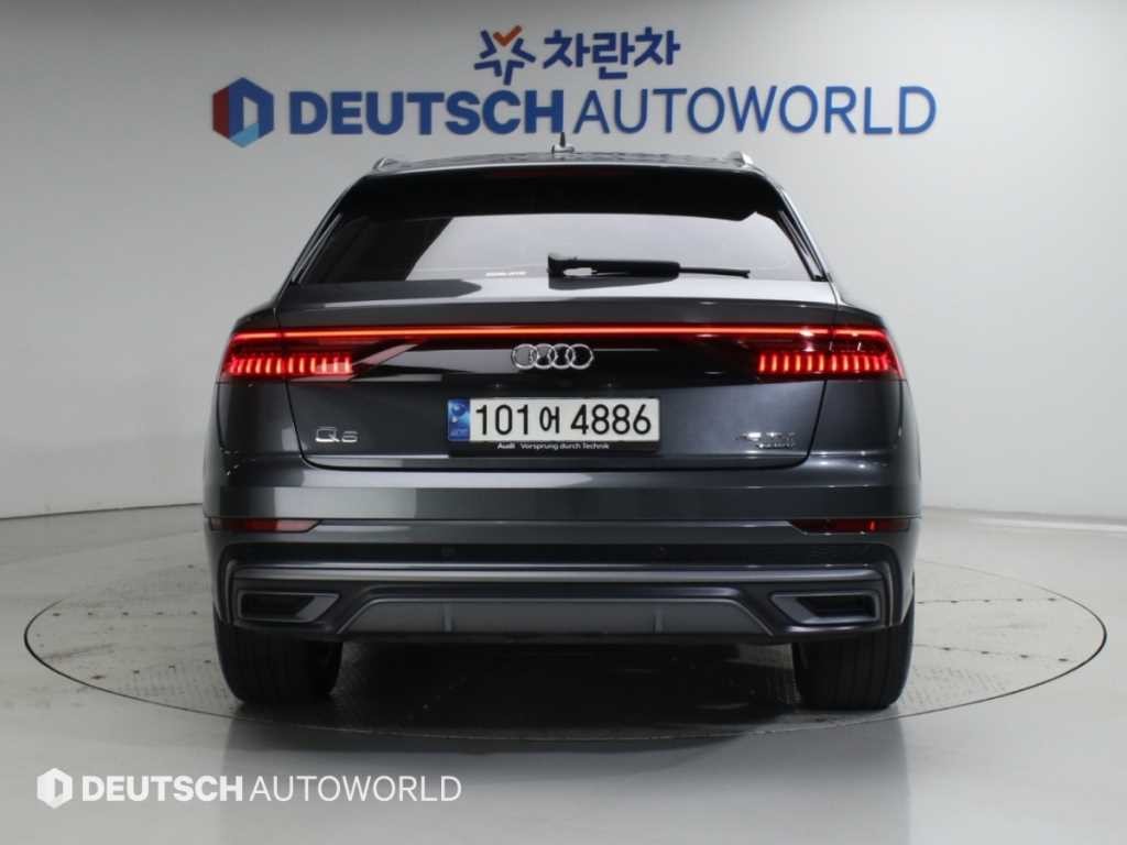 아우디 Q8 45 TDI 콰트로 프리미엄 이미지 4