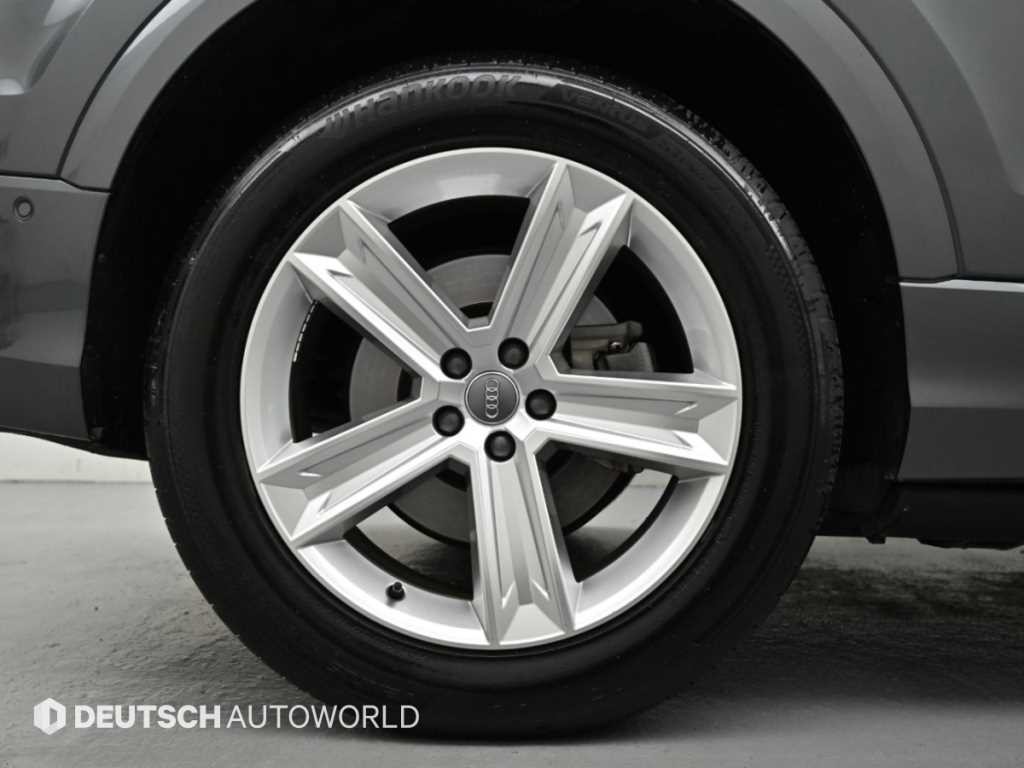 아우디 Q8 45 TDI 콰트로 프리미엄 이미지 5