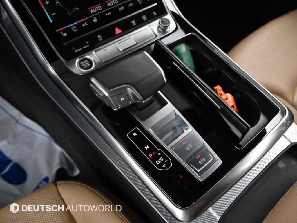 아우디 Q8 45 TDI 콰트로 프리미엄 이미지 9