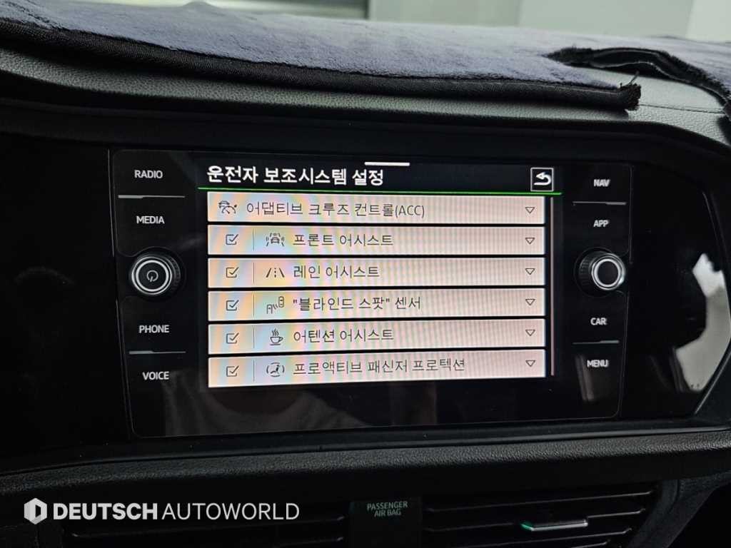폭스바겐 제타 올 뉴 제타 1.4 TSI 프레스티지 이미지 17