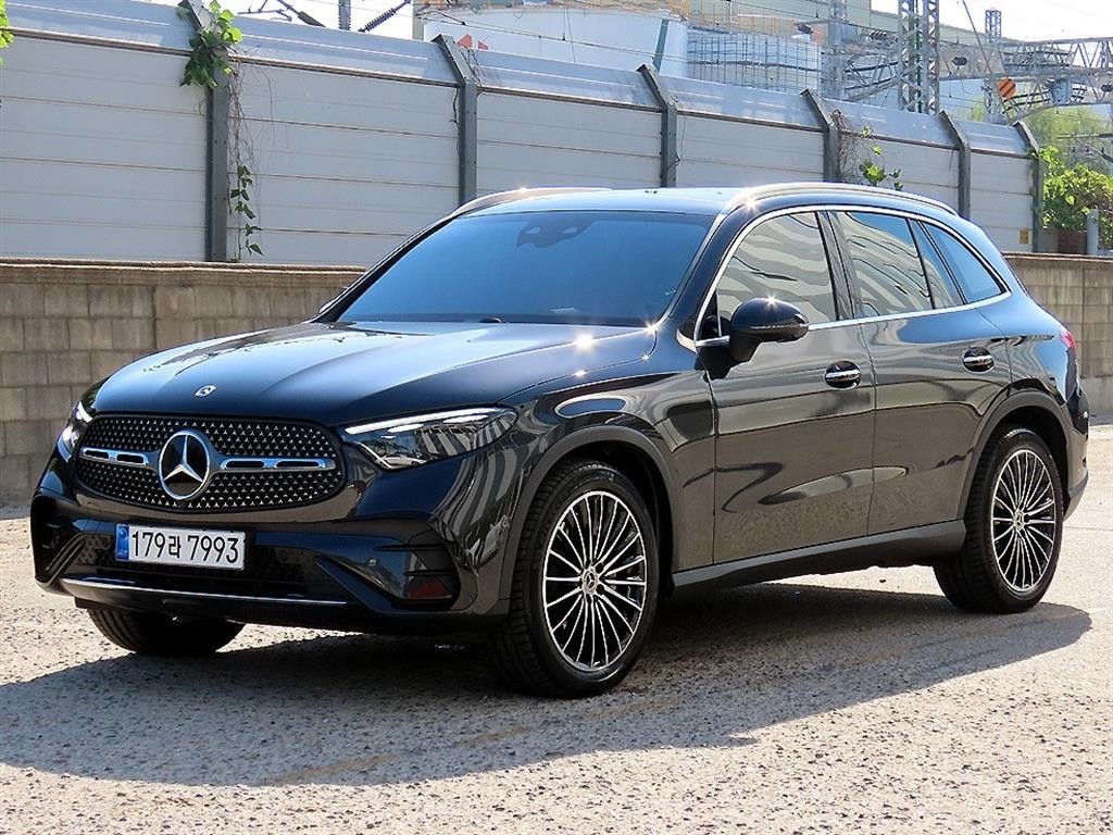 벤츠 GLC 클래스 GLC클래스 X254 GLC300 4MATIC AMG 라인 이미지 2