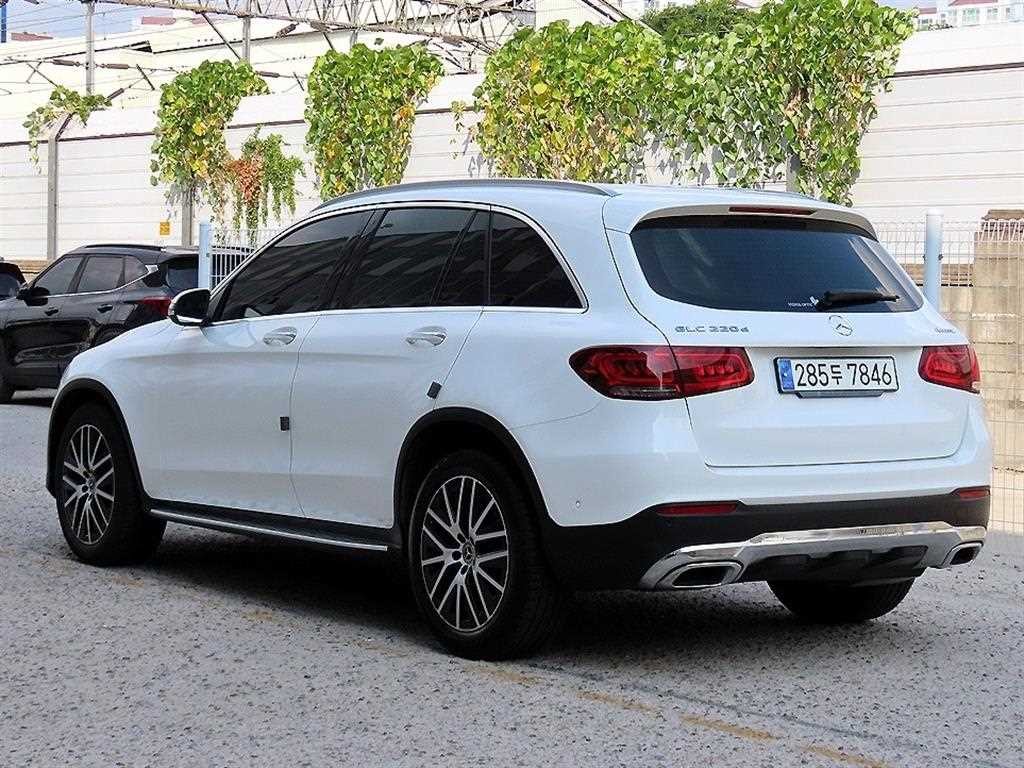 벤츠 GLC 클래스 GLC클래스 X253 GLC 220 d 4MATIC 이미지 3