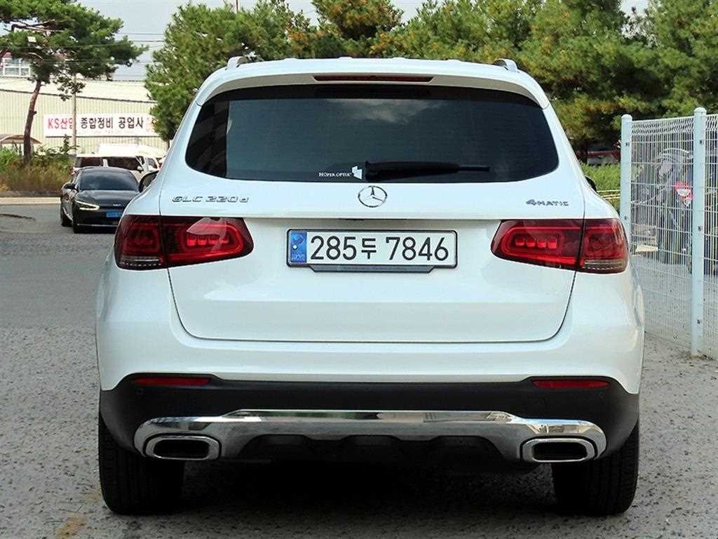 벤츠 GLC 클래스 GLC클래스 X253 GLC 220 d 4MATIC 이미지 4