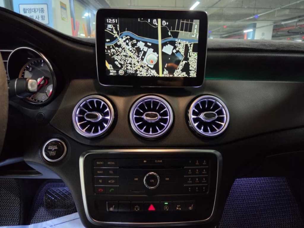벤츠 CLA 클래스 CLA클래스 CLA 200 CDI 4매틱 이미지 12