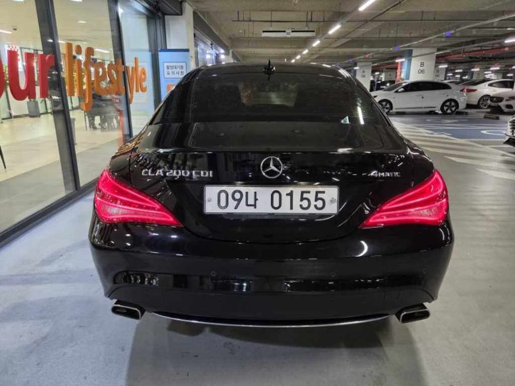 벤츠 CLA 클래스 CLA클래스 CLA 200 CDI 4매틱 이미지 5