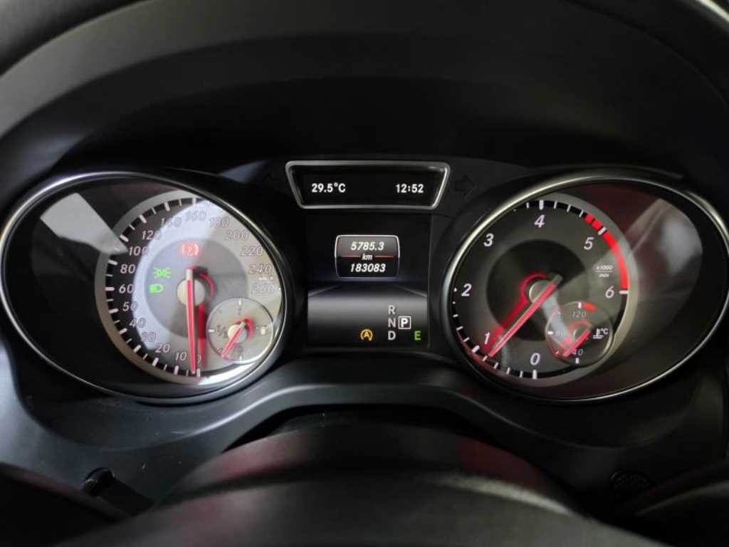벤츠 CLA 클래스 CLA클래스 CLA 200 CDI 4매틱 이미지 9