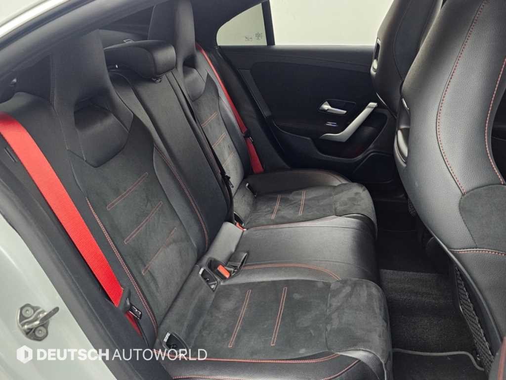 벤츠 CLA 클래스 CLA클래스 C118 AMG CLA 45 S 4MATIC+ 이미지 12