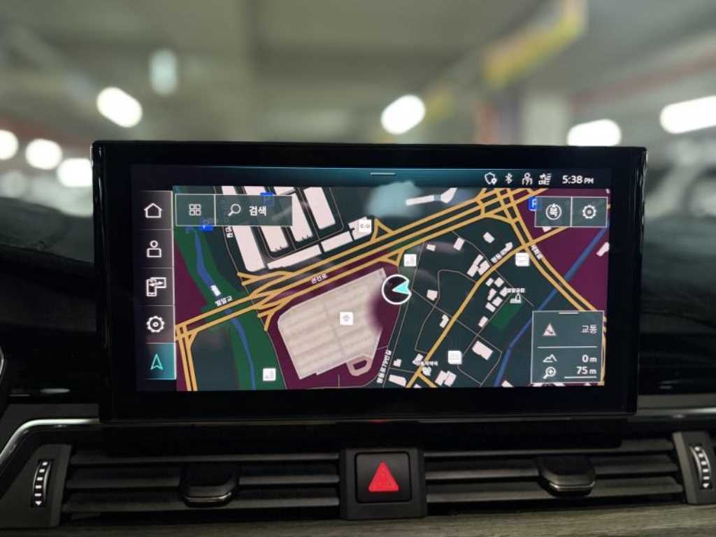 아우디 A5 A5 (F5) 40 TFSI 콰트로 프리미엄 스포트백 이미지 14