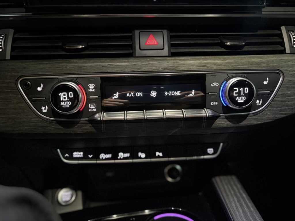 아우디 A5 A5 (F5) 40 TFSI 콰트로 프리미엄 스포트백 이미지 16