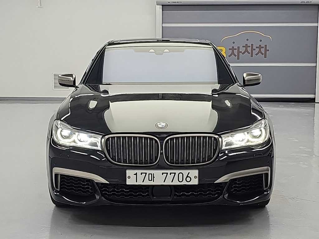 BMW 7시리즈 7시리즈 (G11) M760Li xDrive 이미지 2
