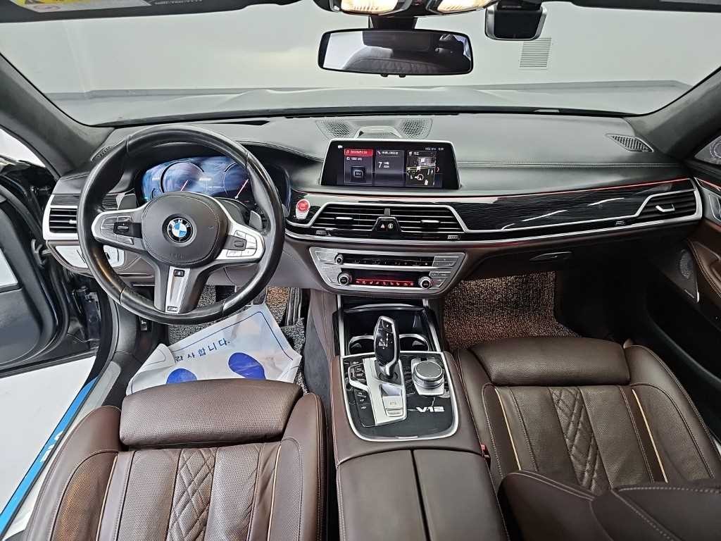 BMW 7시리즈 7시리즈 (G11) M760Li xDrive 이미지 7