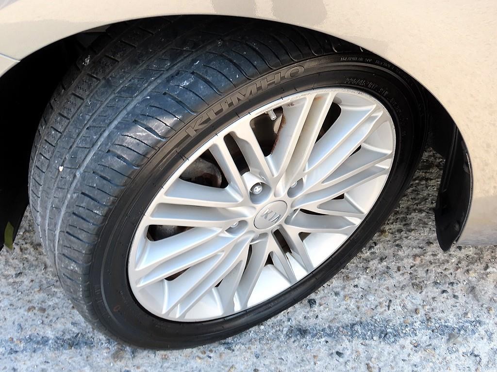기아 카렌스 더뉴 카렌스 1.7 VGT 프레스트지 이미지 20