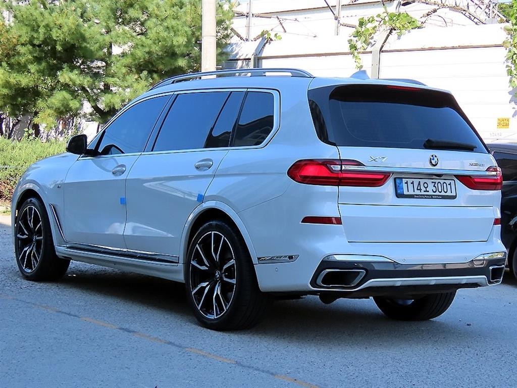 BMW X7 X7 (G07) xDrive 40i M 스포츠 이미지 3