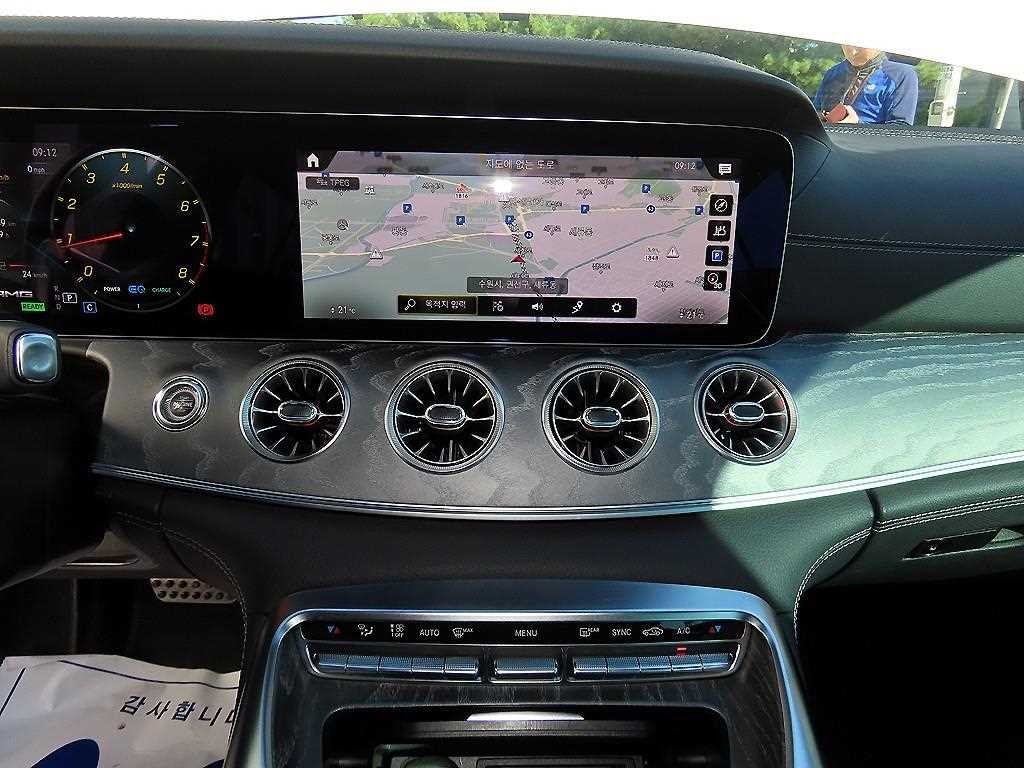 벤츠 AMG GT 4도어 43 4MATIC+ 이미지 15