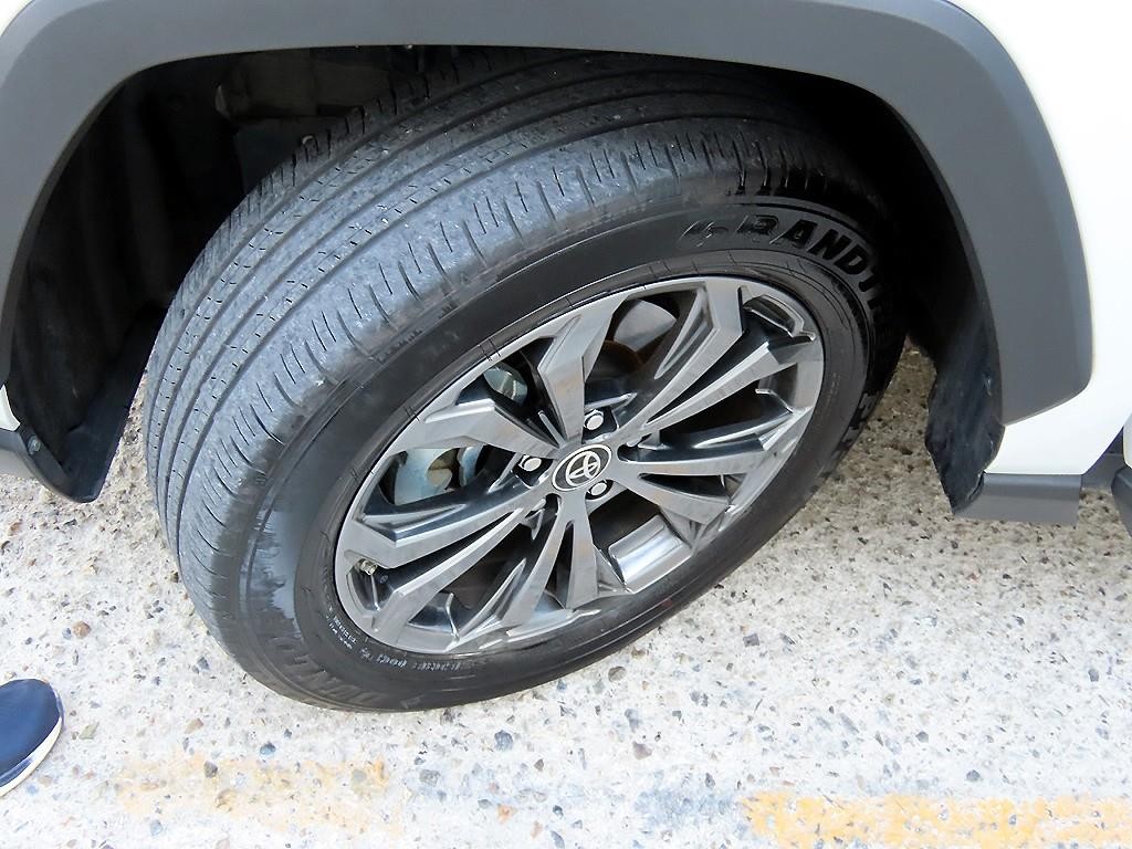 토요타 라브4 RAV4(5세대) 2.5 4WD 하이브리드 LTD 이미지 20