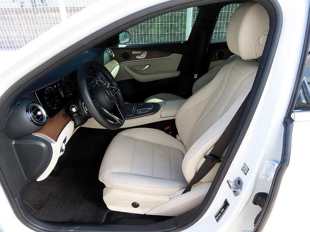 벤츠 E 클래스 E-클래스 W213 E250 익스클루시브 이미지 1