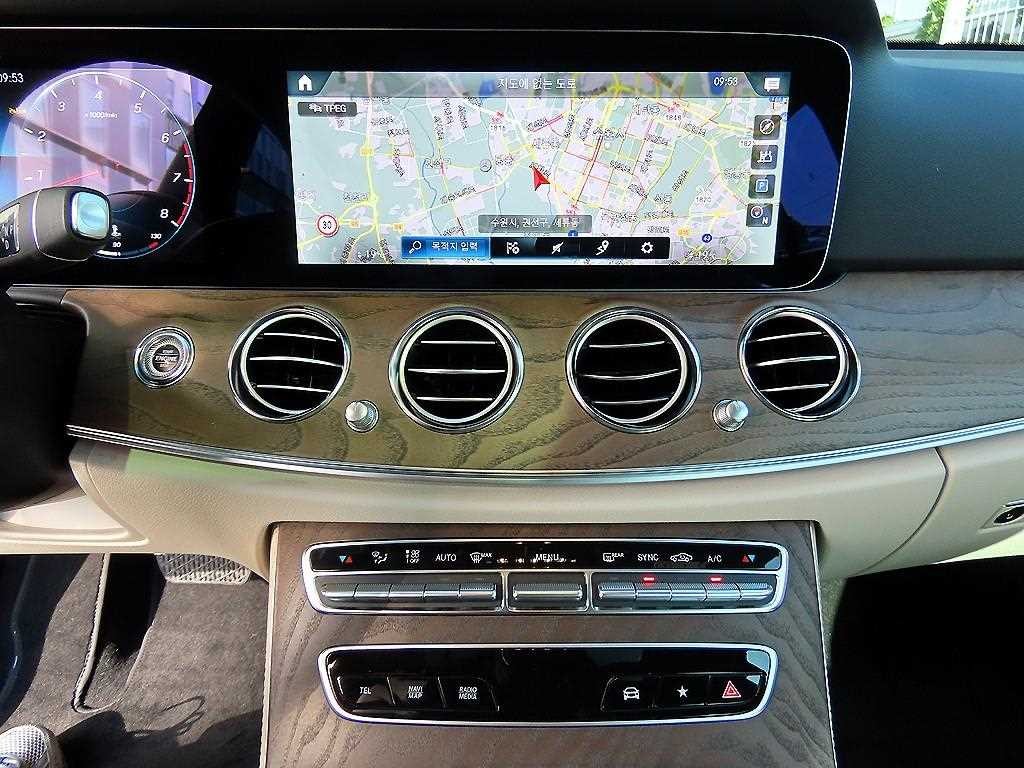 벤츠 E 클래스 E-클래스 W213 E250 익스클루시브 이미지 13