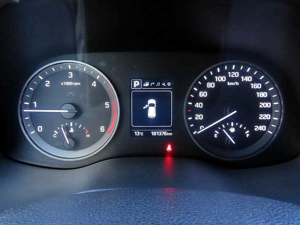 현대 투싼 올뉴투싼 디젤 1.7 2WD 모던 이미지 9