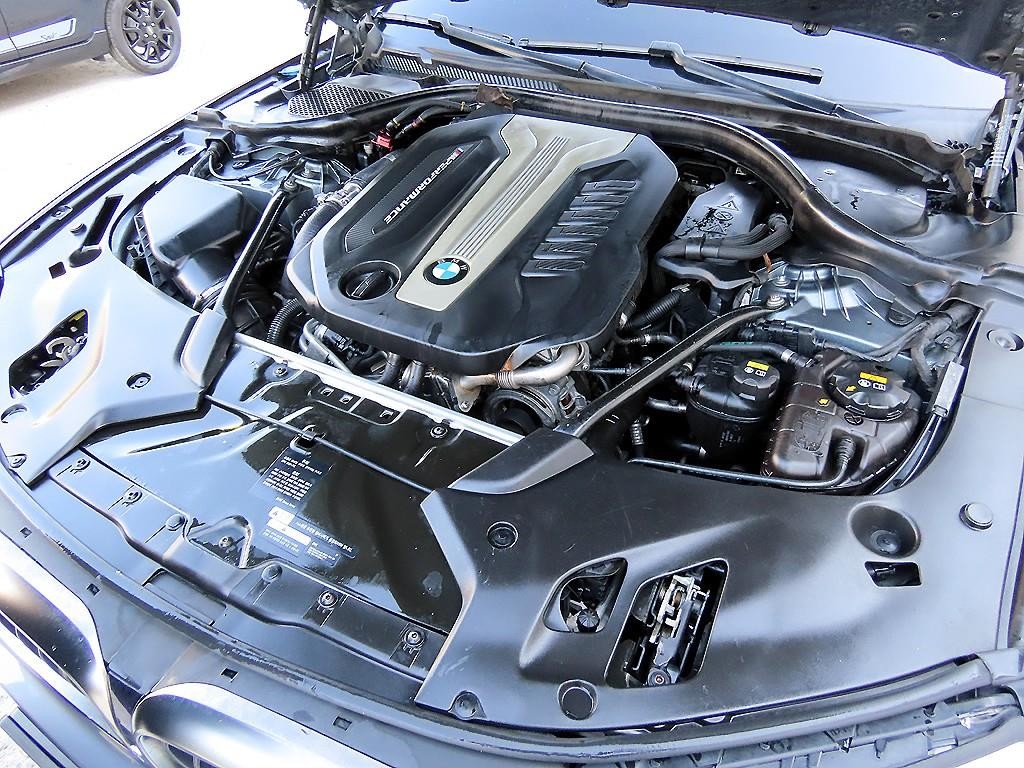 BMW 5시리즈 5시리즈 (G30) M550d xDrive 이미지 19