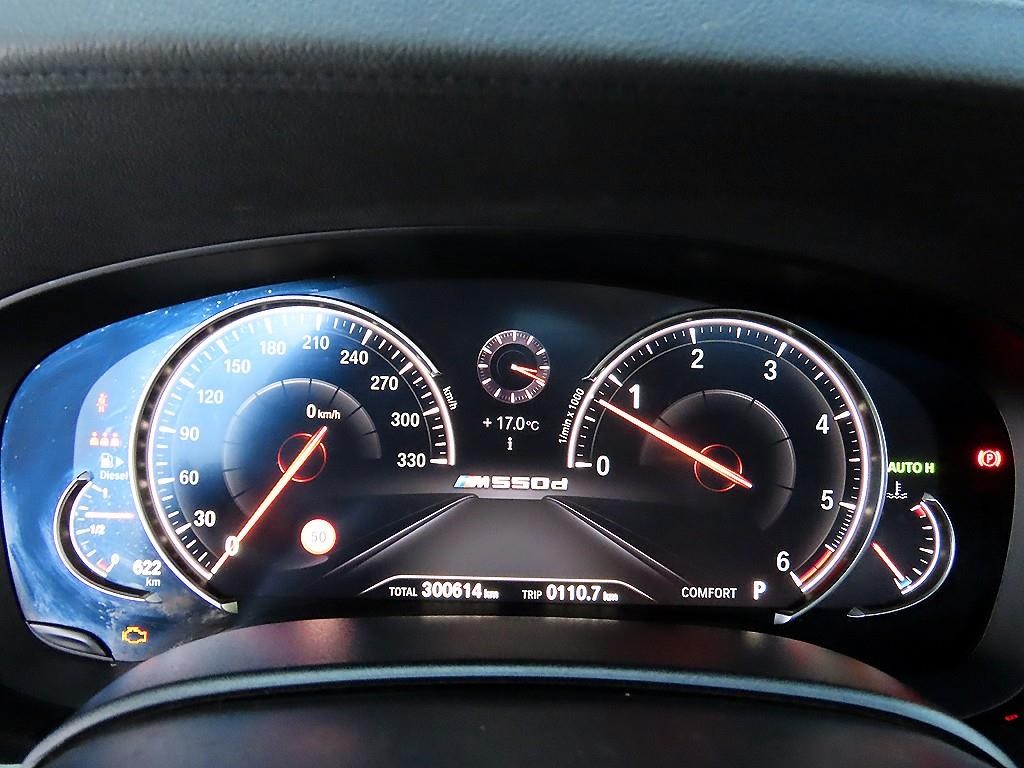 BMW 5시리즈 5시리즈 (G30) M550d xDrive 이미지 9