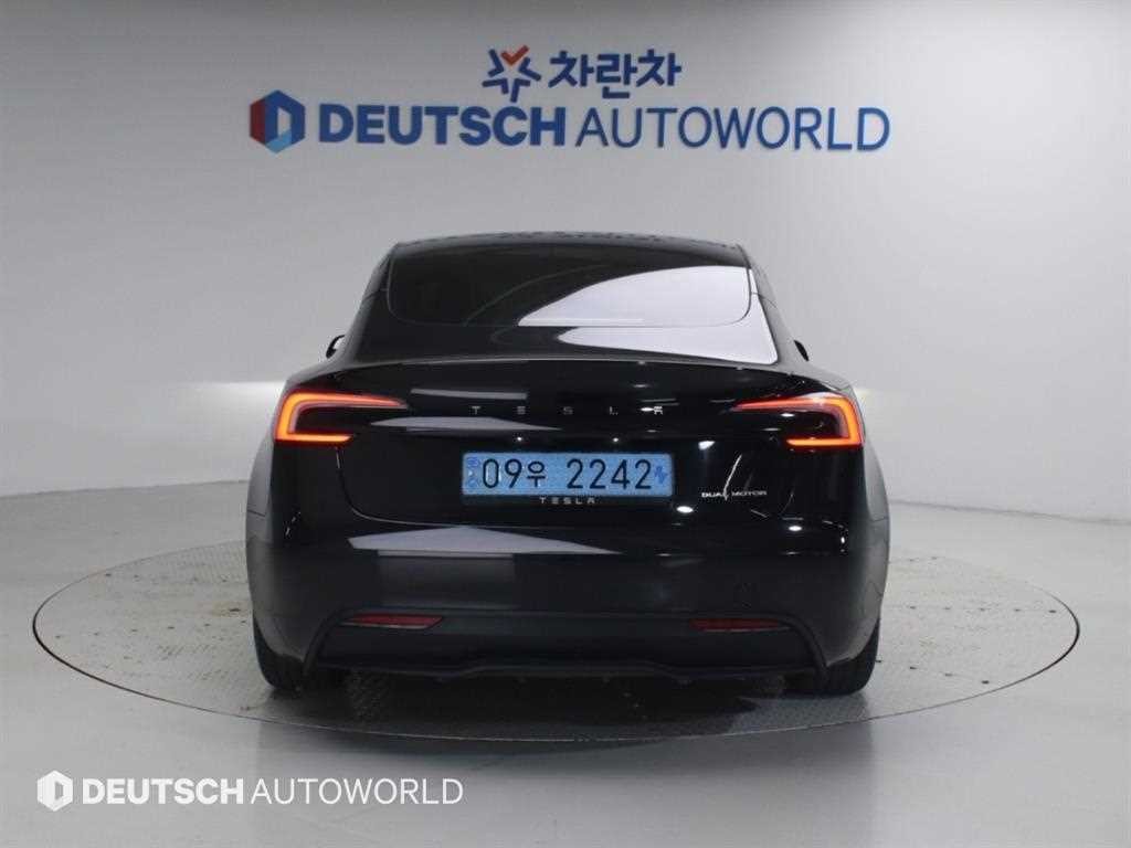 테슬라 모델 3 롱 레인지 이미지 5